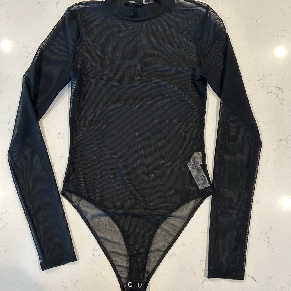 Forever 21 Black Sheer Long Sleeve Bodysuit, Women’s M